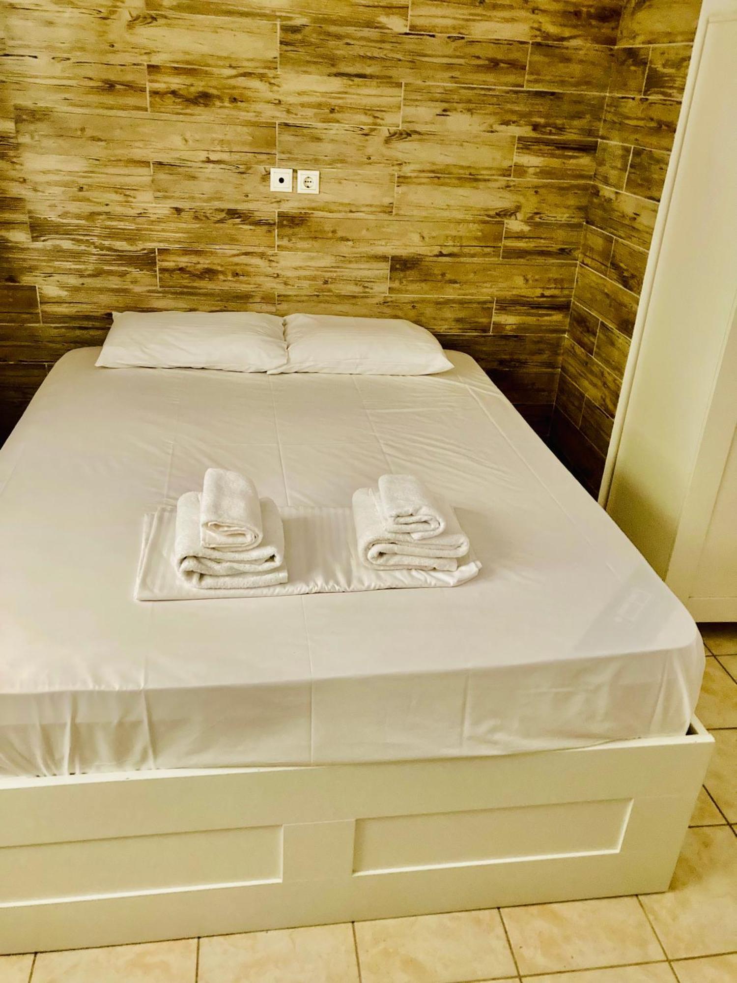 Ilisia Apartment Next To Metro Megaro Mousikis Athens Ngoại thất bức ảnh