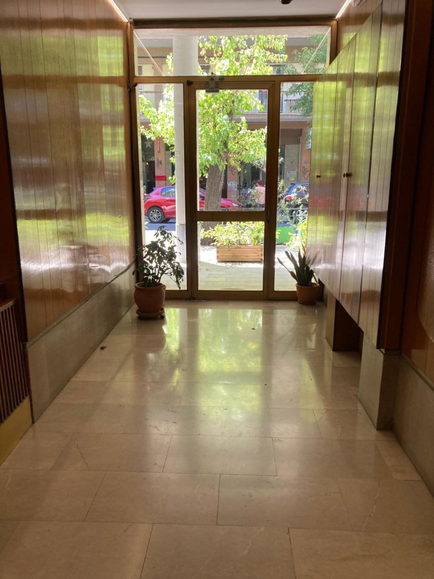 Ilisia Apartment Next To Metro Megaro Mousikis Athens Ngoại thất bức ảnh
